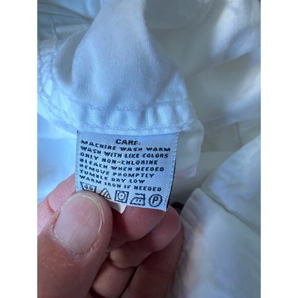 RALPH Lauren Sport white dress shorts; Size 6; 100% Cotton - Picture 10 of 10